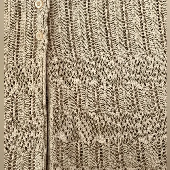 Vino Rouge Knit Button Up - Picture 5 of 6